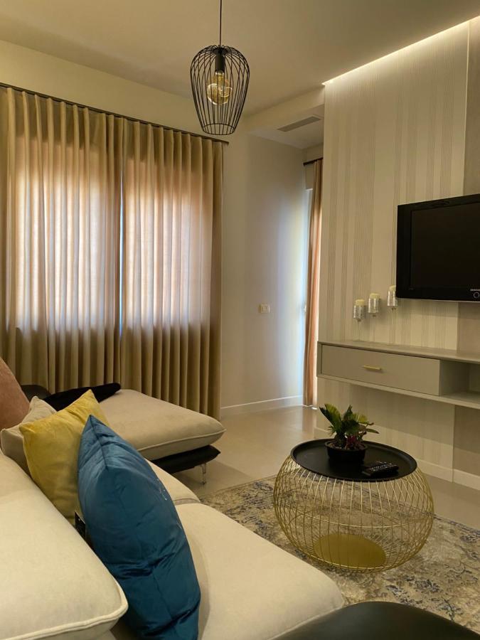 Comfort Apartament, Near The Beach Durrës Buitenkant foto
